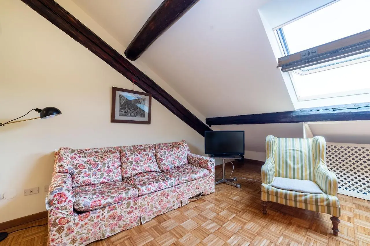 Brera - Sella Charme Apartment Castle View Milan