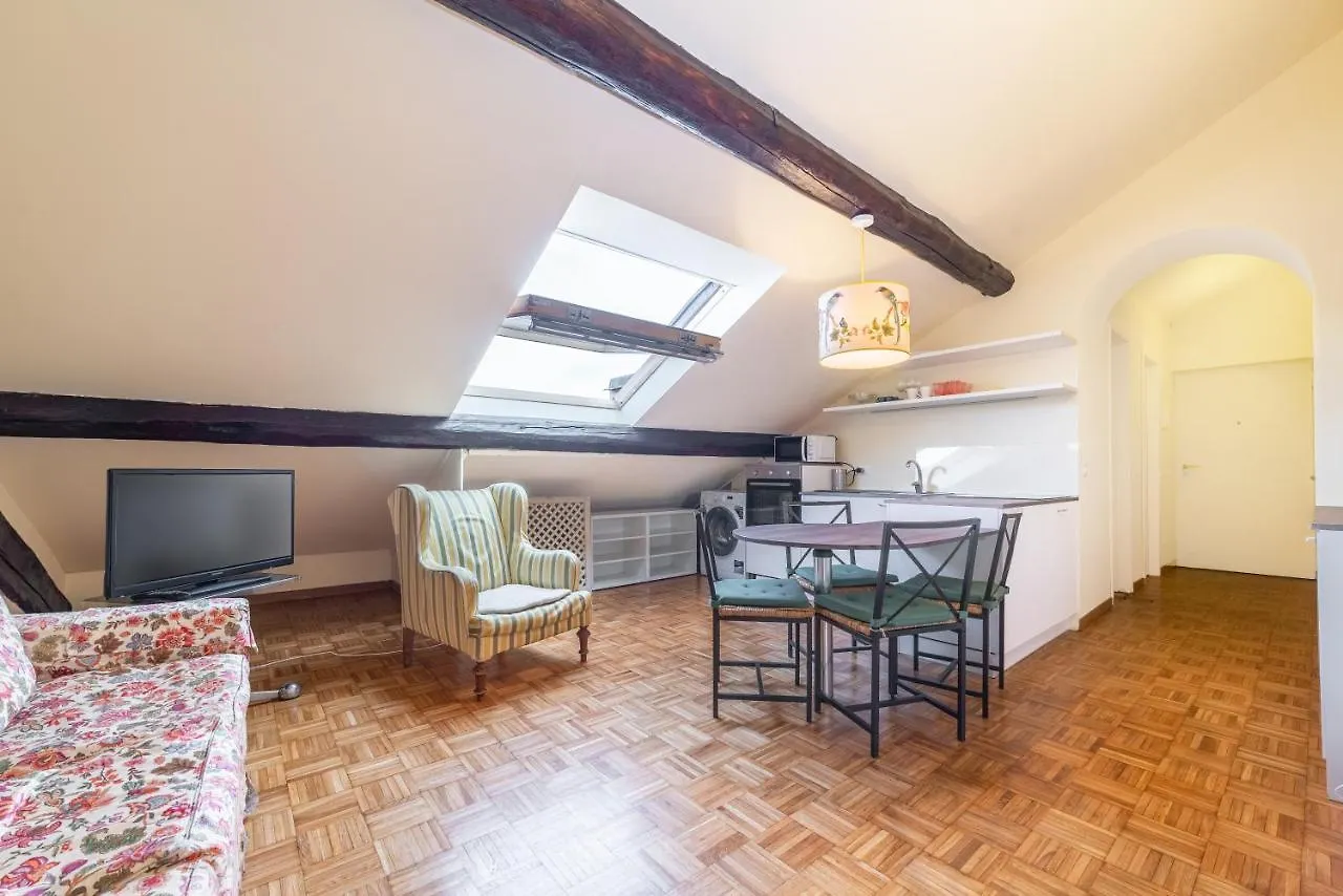 Brera - Sella Charme Apartment Castle View Milan 0*,